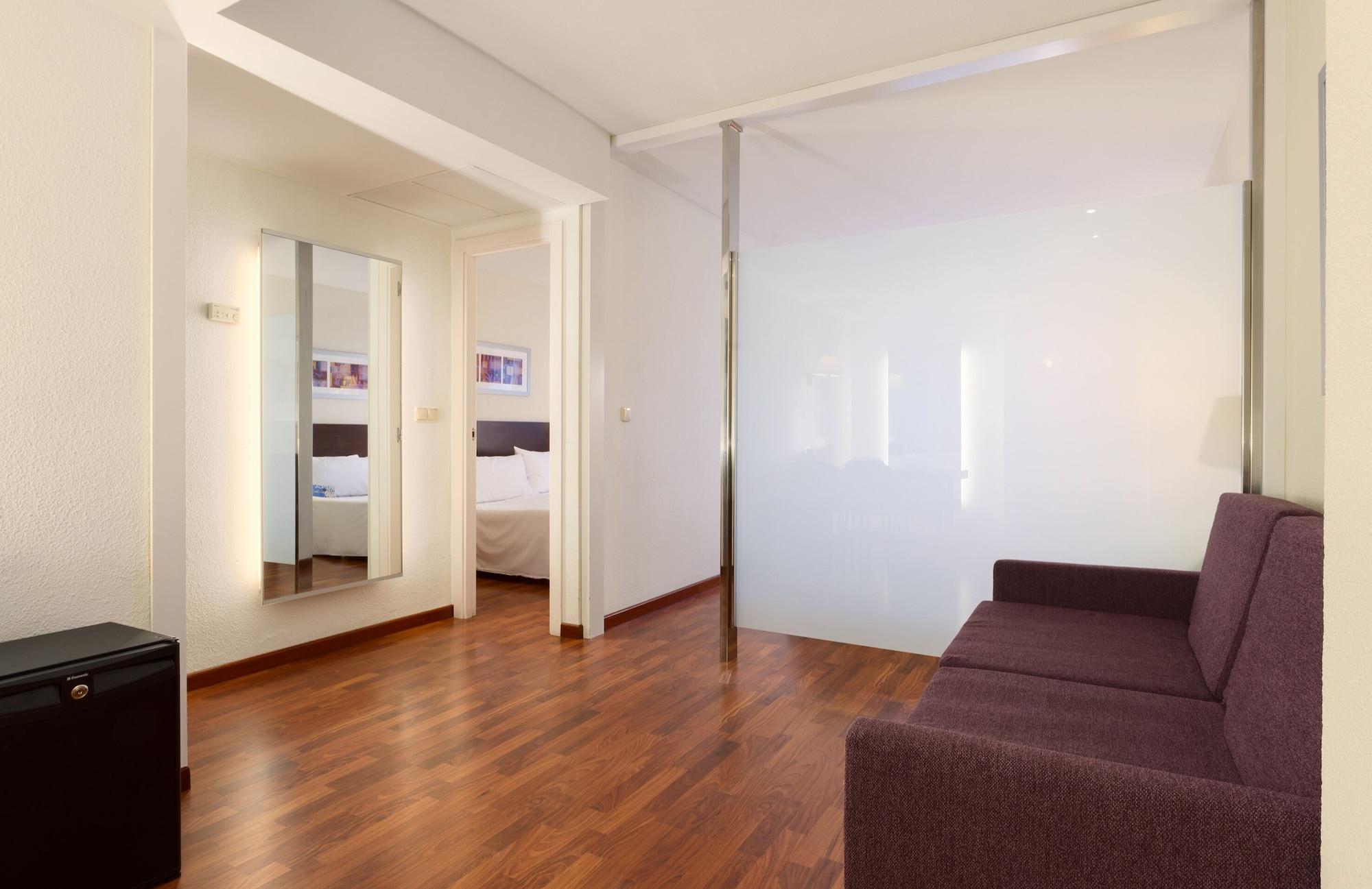 Port Feria Valencia Hotel Екстериор снимка