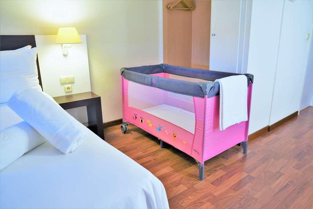Port Feria Valencia Hotel Стая снимка