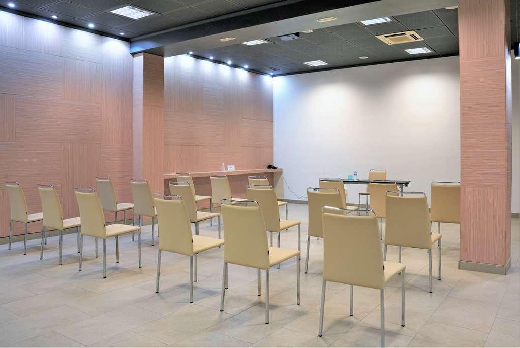 Port Feria Valencia Hotel Съоръжения снимка