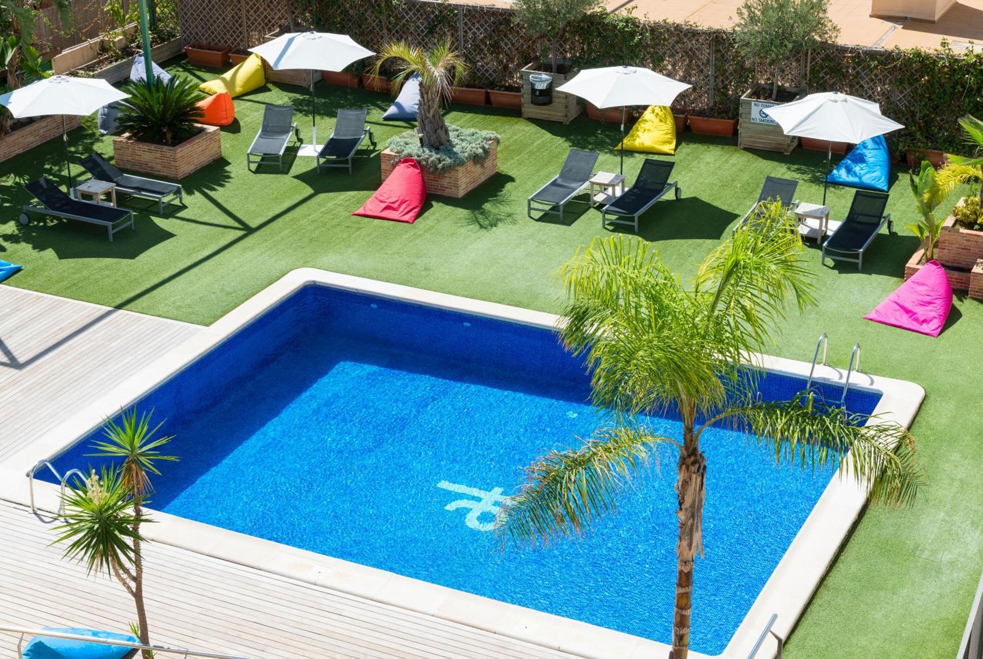 Port Feria Valencia Hotel Екстериор снимка