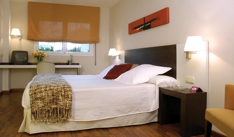 Port Feria Valencia Hotel Стая снимка